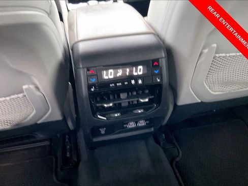 Used 2023 Jeep Grand Cherokee L Summit w/ Advanced Protech Group IV AWD/4WD image 36