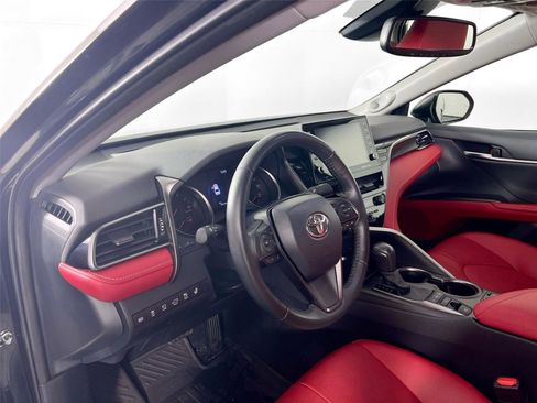 Used 2024 Toyota Camry XSE w/ Navigation Package image 10