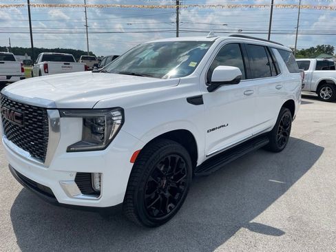 Used 2022 GMC Yukon Denali AWD/4WD image 3