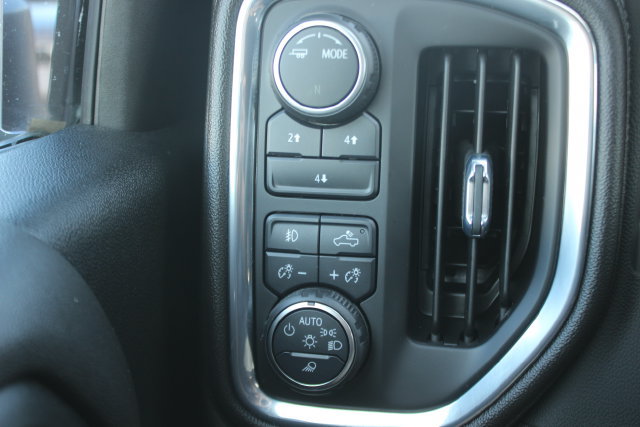 Used 2023 Chevrolet Silverado 3500 LT w/ All Star Edition AWD/4WD image 16