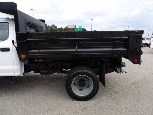 Used 2017 Ford F450 XL RWD image 56