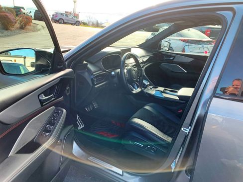 Used 2022 Acura MDX A-Spec image 3