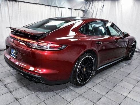 Used 2023 Porsche Panamera Platinum Edition image 6