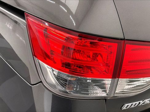 Used 2014 Honda Odyssey Touring image 29