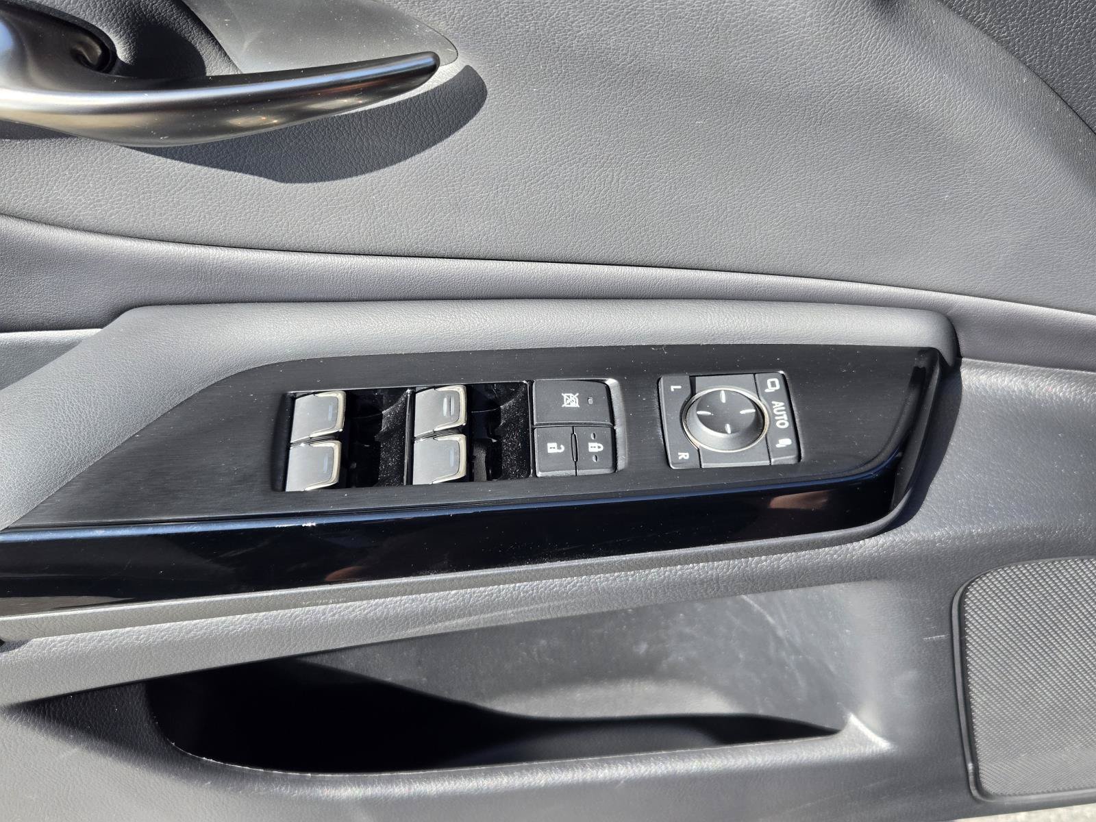 Used 2024 Lexus ES 350 w/ Premium Package FWD image 19