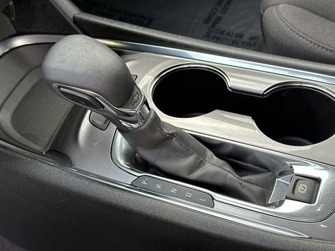 Used 2023 Chevrolet Malibu LT image 31