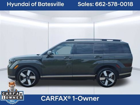 Used 2024 Hyundai Santa Fe Limited FWD image 2