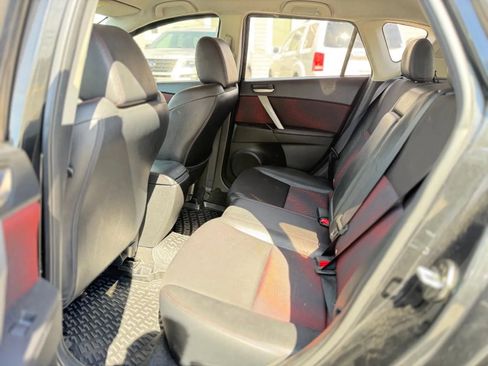 Used 2012 MAZDA MAZDA3 Touring w/ Mazdaspeed Tech Pkg FWD image 9