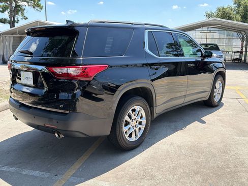 Certified 2020 Chevrolet Traverse LT FWD image 9