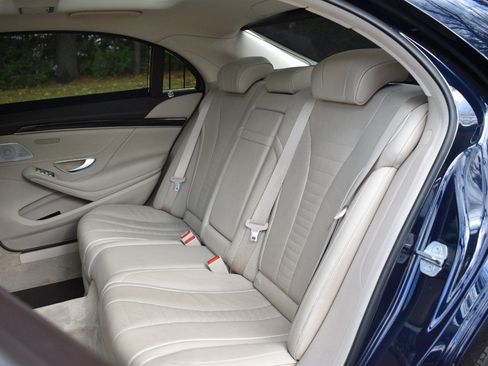 Used 2020 Mercedes-Benz S 560 4MATIC Sedan image 21