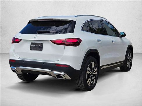 New 2026 Mercedes-Benz GLA 250 image 2