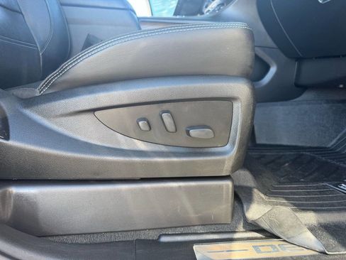 Used 2020 GMC Yukon XL Denali w/ Denali Ultimate Package image 42