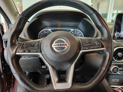 Used 2020 Nissan Sentra SV FWD image 11