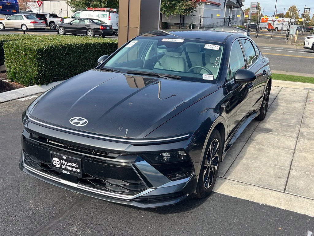 Certified 2025 Hyundai Sonata SEL FWD image 3