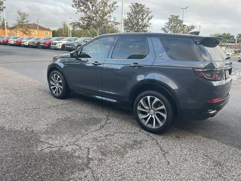 Used 2024 Land Rover Discovery Sport Dynamic SE image 3