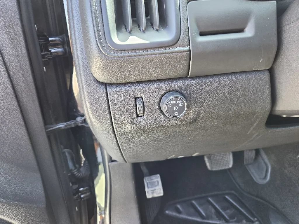 Used 2018 GMC Canyon SLE w/ SLE Convenience Package RWD image 26