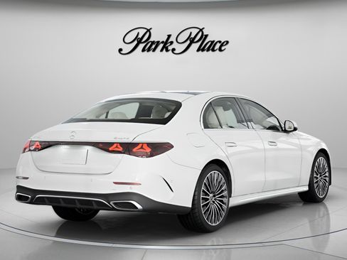 New 2026 Mercedes-Benz E 450 4MATIC Sedan image 17
