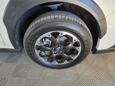Certified 2023 Subaru Crosstrek 2.0i Premium image 19
