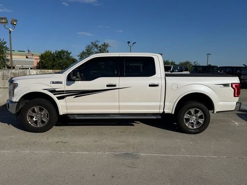 Used 2017 Ford F150 Lariat AWD/4WD image 6
