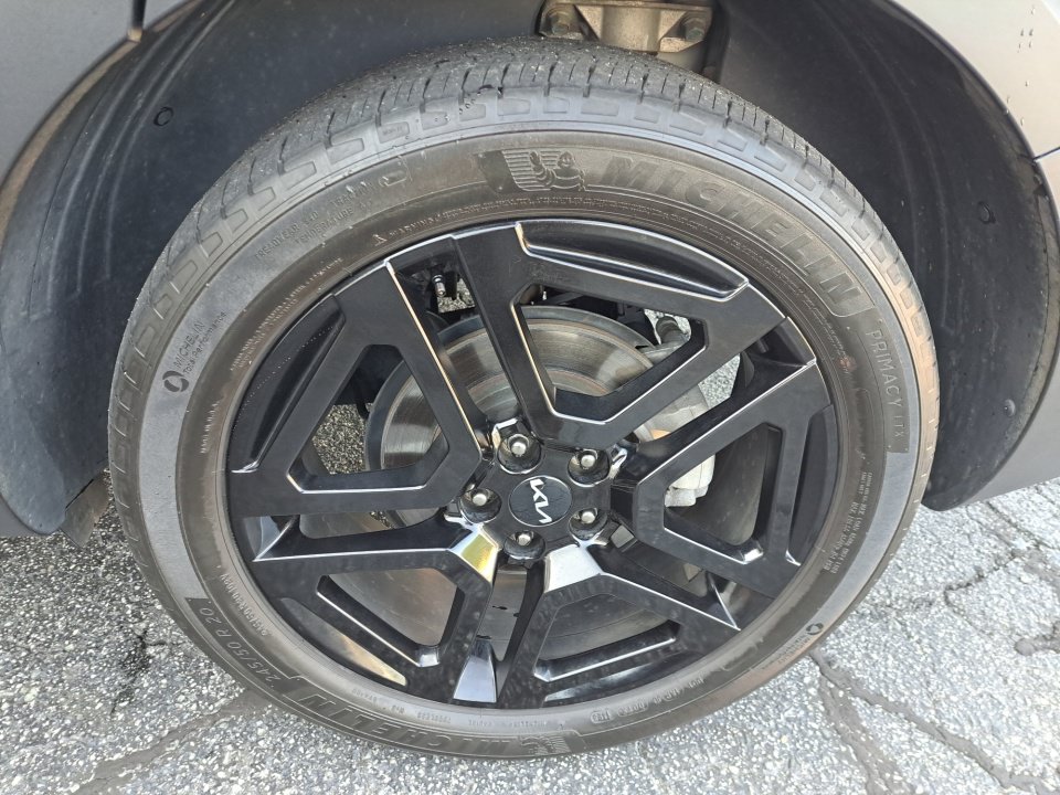 Used 2023 Kia Telluride EX X-Line AWD/4WD image 23