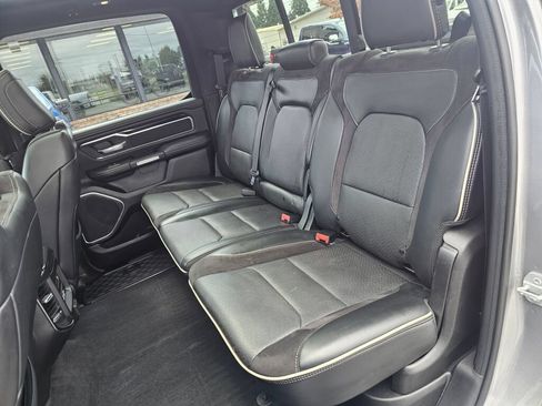 Used 2019 RAM 1500 Laramie w/ Sport Appearance Package AWD/4WD image 17