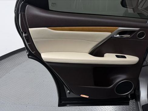 Used 2018 Lexus RX 350 FWD w/ Premium Package image 16