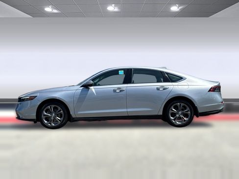 Certified 2023 Honda Accord EX image 2