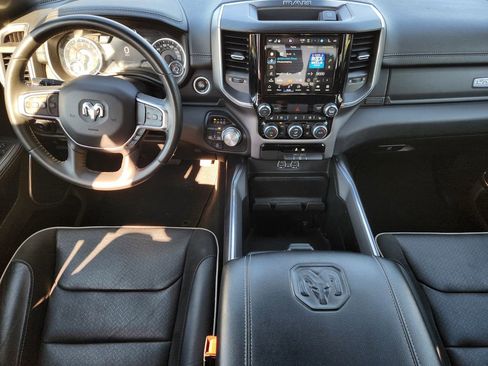 Used 2024 RAM 1500 Laramie AWD/4WD image 18