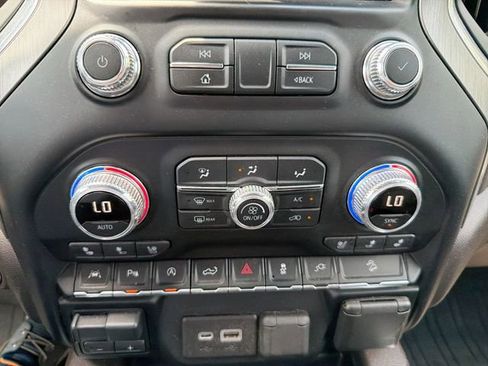 Used 2020 GMC Sierra 1500 Denali w/ Technology Package AWD/4WD image 22