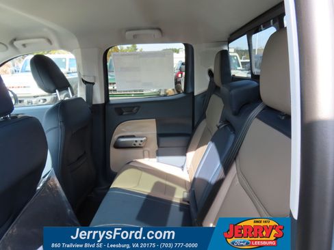 New 2026 Ford Maverick Lariat w/ 4K Tow Package image 15