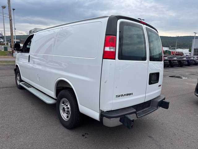 Used 2025 GMC Savana 2500 w/ Driver Convenience Package RWD image 7