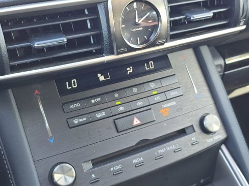 Used 2020 Lexus IS 300 image 22