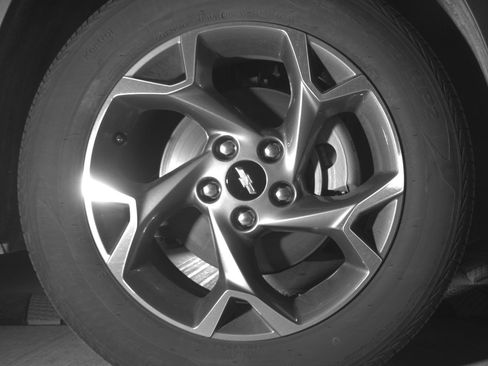 Used 2025 Chevrolet Trax LT w/ LT Convenience Package image 13