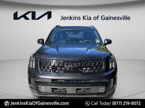 Used 2025 Kia Telluride SX X-Line AWD/4WD image 2