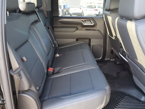 Used 2025 Chevrolet Silverado 2500 LTZ w/ LTZ Plus Package AWD/4WD image 36