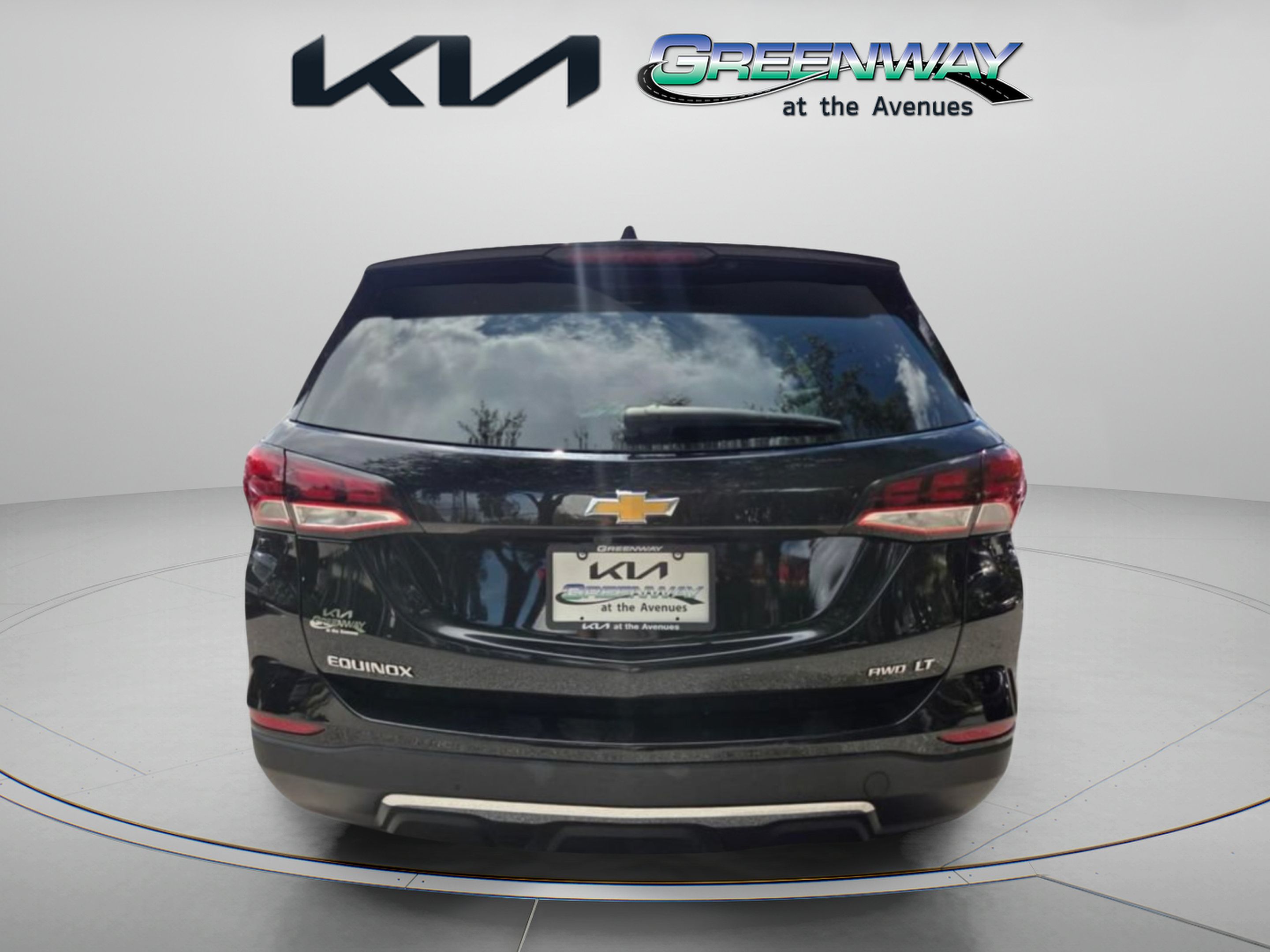 Used 2024 Chevrolet Equinox LT AWD/4WD image 6