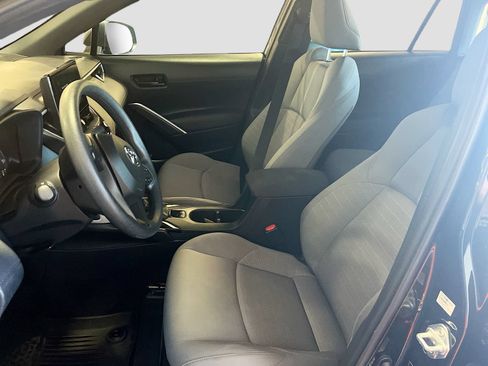 Used 2024 Toyota Corolla Cross AWD Hybrid image 19