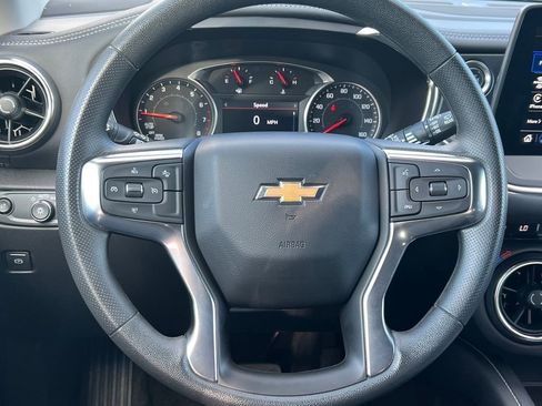 Used 2025 Chevrolet Blazer LT image 19