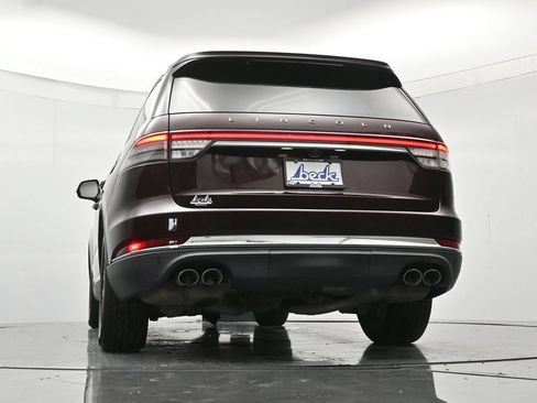 Used 2020 Lincoln Aviator 2WD w/ Class IV Trailer Tow Package image 41