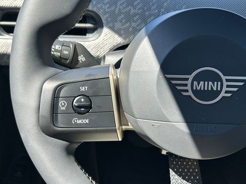 Used 2026 MINI Cooper S FWD image 19