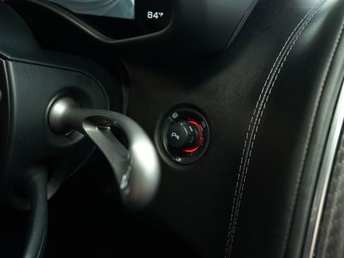 Used 2018 McLaren 570S image 27