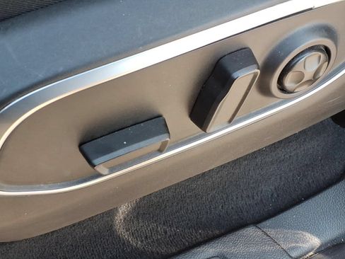 Used 2024 Jeep Wagoneer Series II w/ Flexible Seating Group AWD/4WD image 16