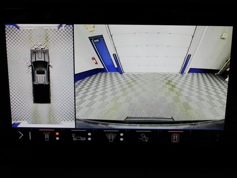 Used 2024 GMC Sierra 2500 Denali Ultimate w/ Max Trailering Package image 15