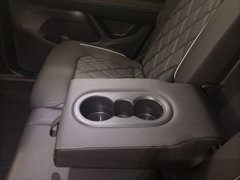 New 2025 Volkswagen Atlas SEL Premium R-Line image 30