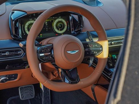 New 2026 Aston Martin V8 Vantage Roadster RWD image 17