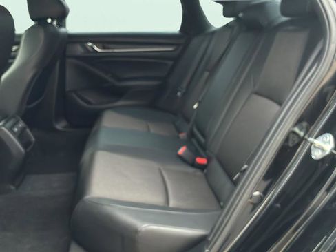 Used 2022 Honda Accord Sport image 14