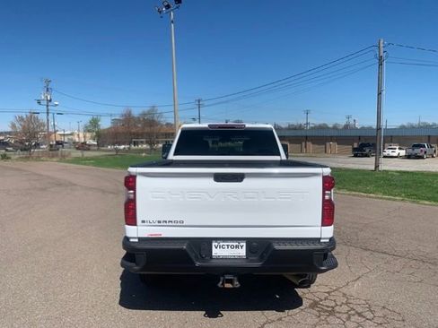 Used 2024 Chevrolet Silverado 2500 W/T image 6
