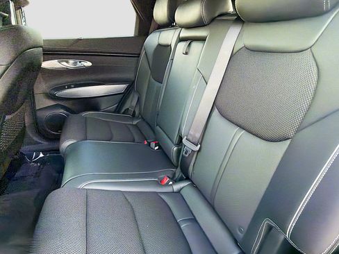 Used 2024 Genesis GV70 2.5T w/ Sport Prestige Package image 21