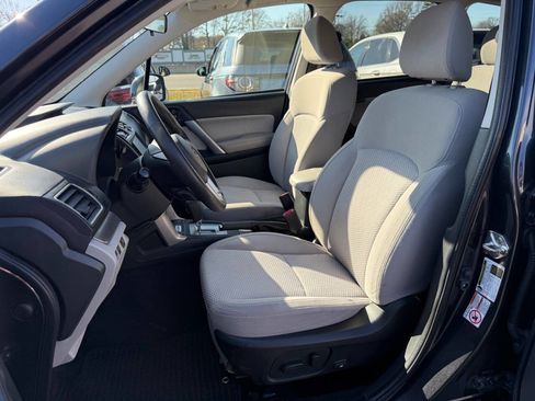 Used 2018 Subaru Forester 2.5i Premium image 11
