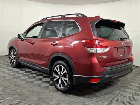 Certified 2023 Subaru Forester Limited image 4